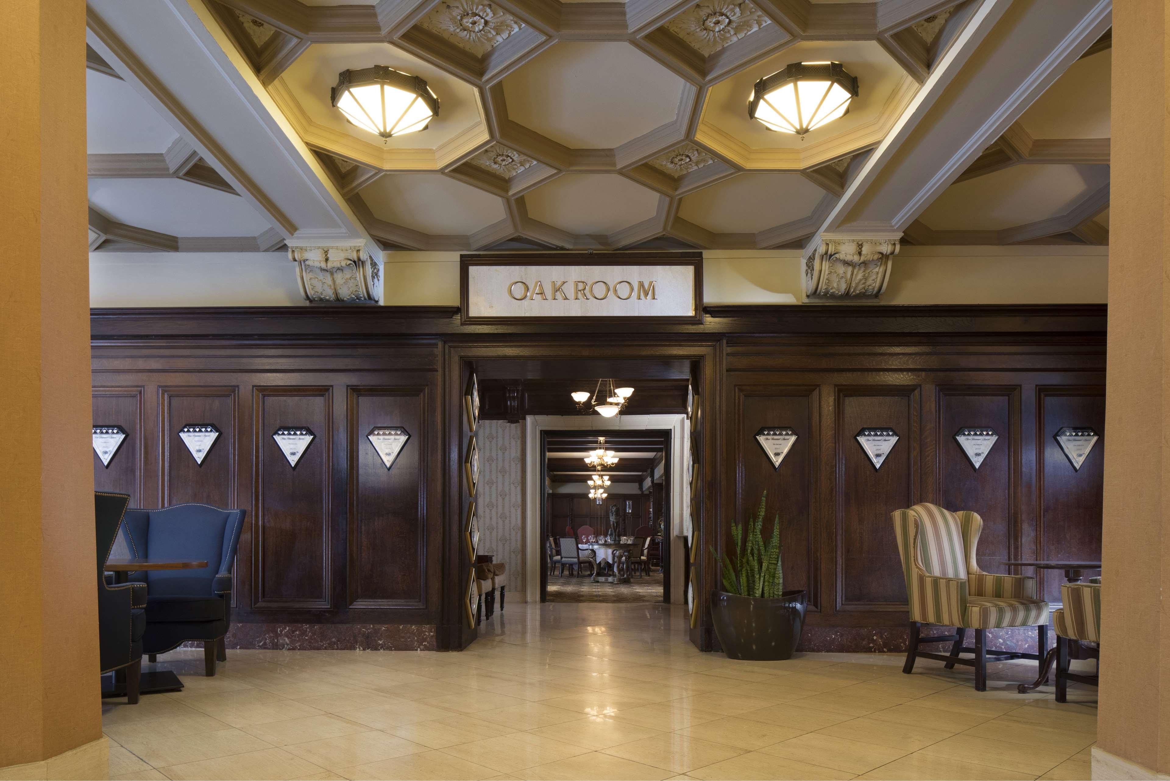 The Seelbach Hilton Луисвил Екстериор снимка