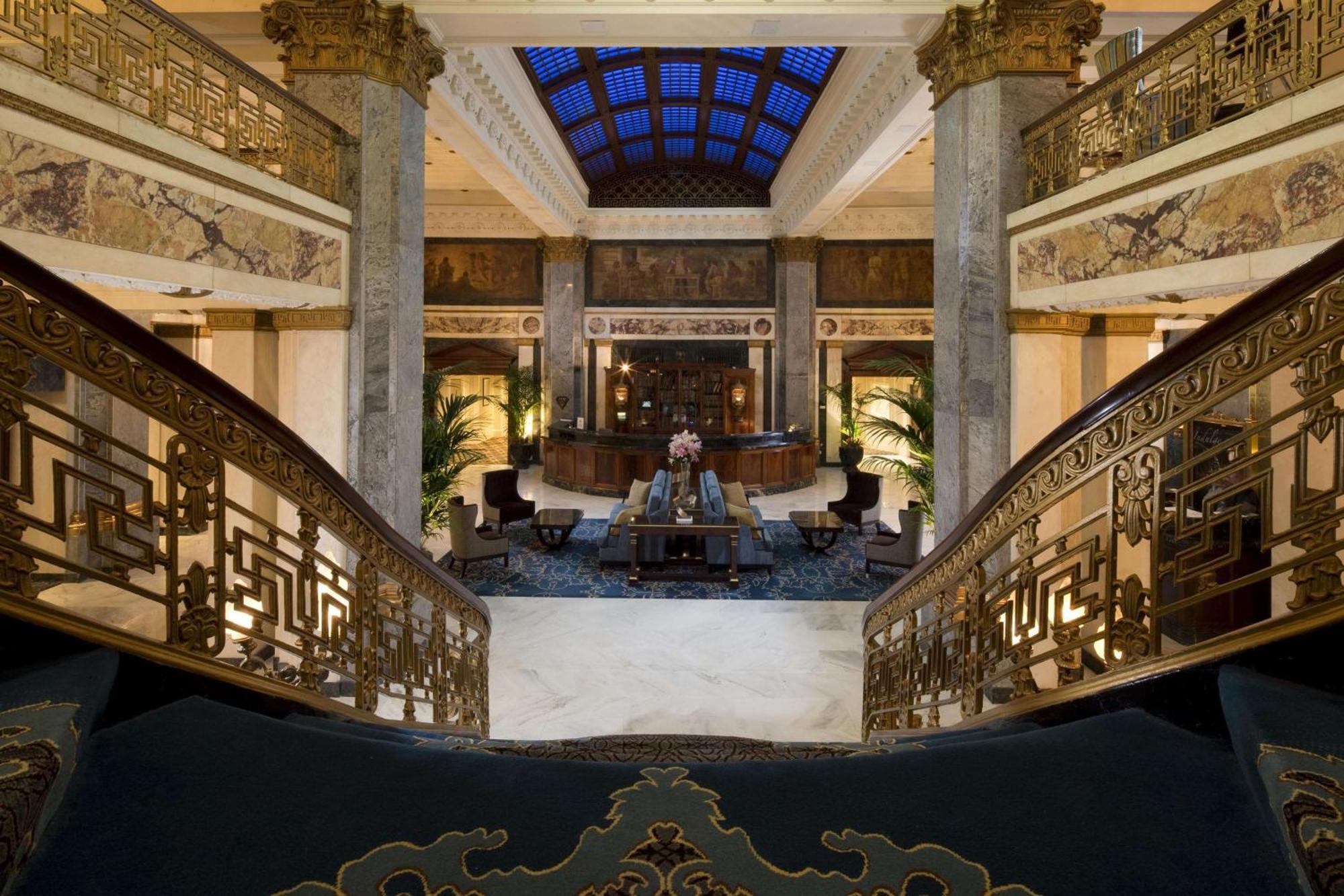 The Seelbach Hilton Луисвил Екстериор снимка