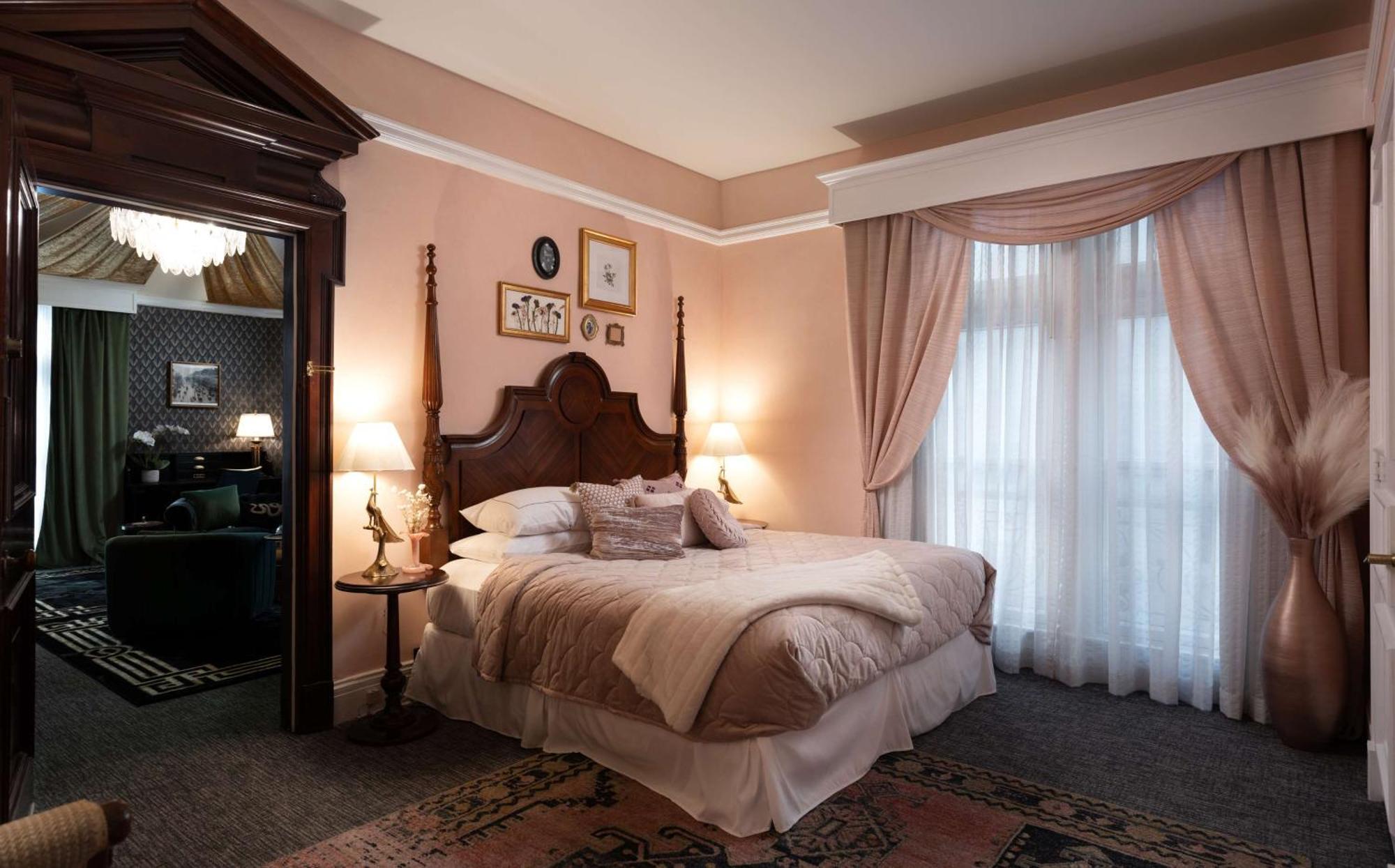 The Seelbach Hilton Луисвил Екстериор снимка