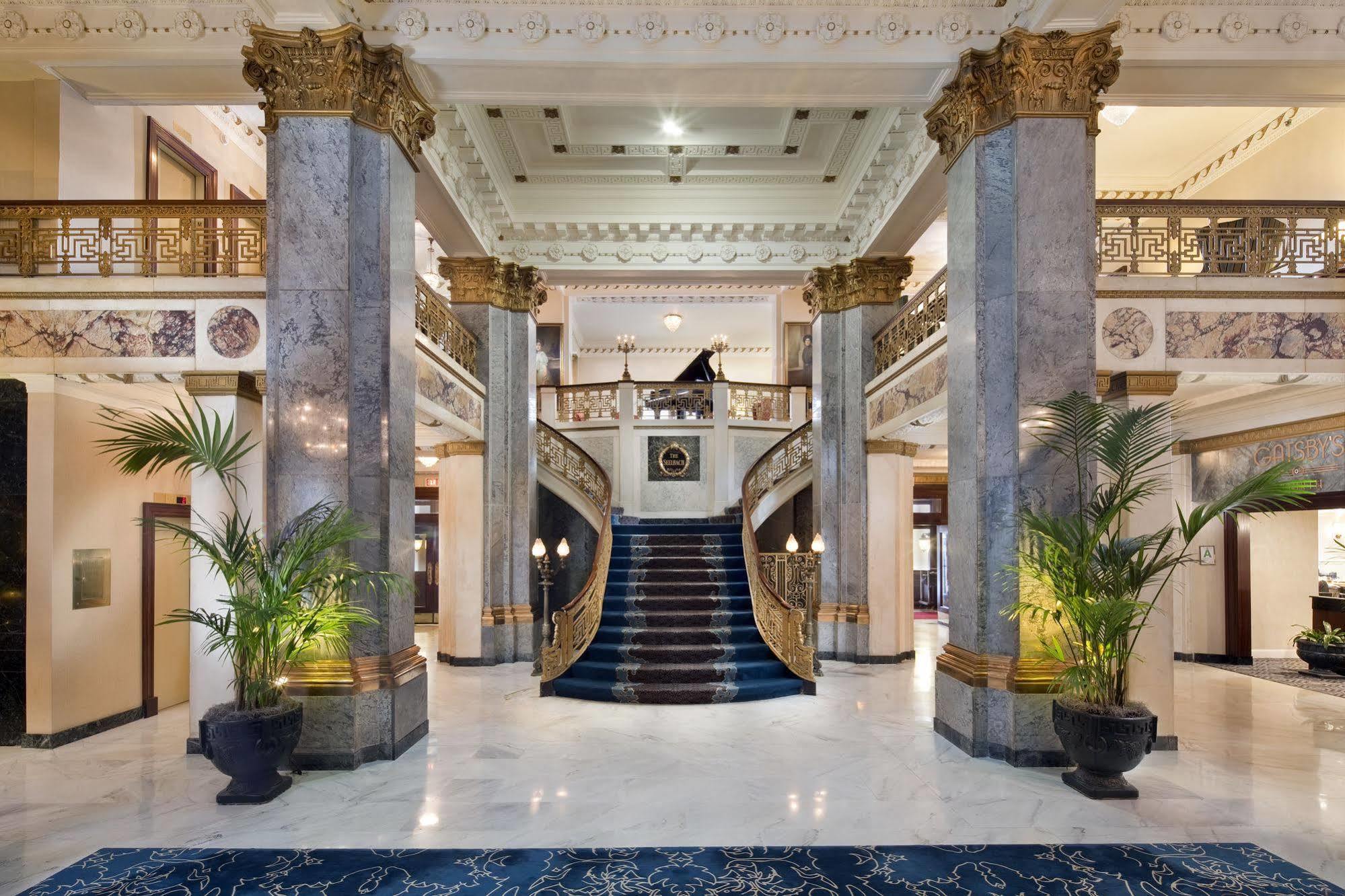 The Seelbach Hilton Луисвил Екстериор снимка